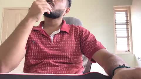 bighandsomesatisfy online show from 12, 11, 2025