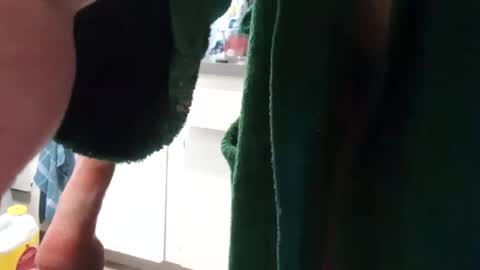 bigmanaround9 online show from 6, 1, 2025