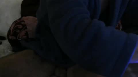 ...... online show from 4, 1, 2025