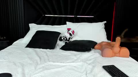 Zayra online show from 21, 12, 2025