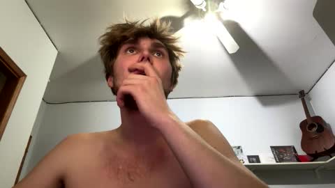 bigskinnyboyshh online show from 16, 3, 2026