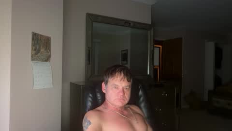 Snapshot of bigsteve24cm chatting on 17, 11, 2025 bigsteve24cm online show from 17, 11, 2025