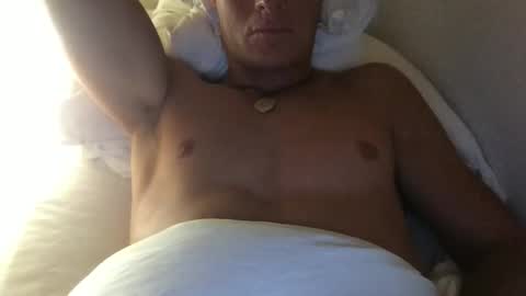 Snapshot of bigswingingdick85 chatting on 18, 9, 2025 bigswingingdick85 online show from 18, 9, 2025