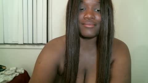 Snapshot of bigtitscassie chatting on 2, 1, 2025 Bigtitscassie online show from 2, 1, 2025