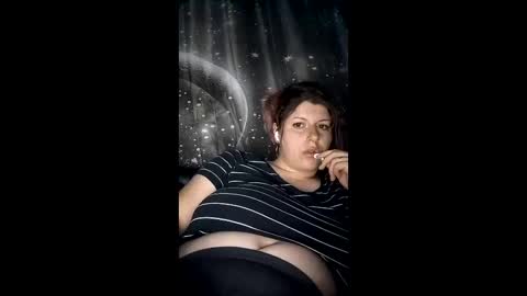 bigtitslala online show from 8, 4, 2026