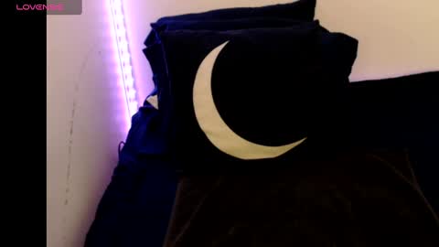 Nichole lights online show from 16, 2, 2025