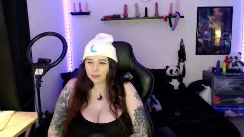 Nichole lights online show from 20, 10, 2025