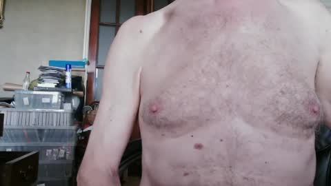 bigukphallus online show from 18, 6, 2026