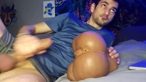 bigwhitecock_liam online show from 28, 3, 2026