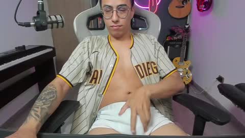 bigxboy96 online show from 5, 1, 2025