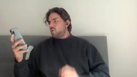 bikdig1 online show from 4, 11, 2025