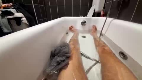 Snapshot of bisexdadd chatting on 22, 1, 2025 bisexdadd online show from 22, 1, 2025