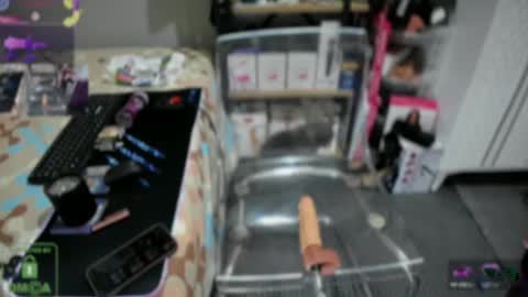 bisex woman online show from 5, 1, 2026