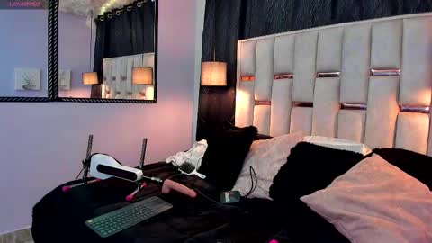  ..  .. online show from 11, 2, 2025