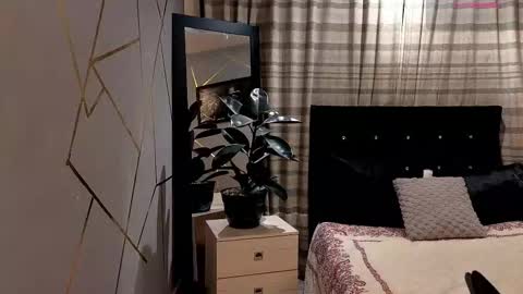  ..  .. online show from 5, 10, 2025