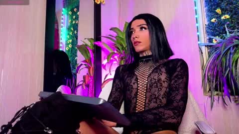  ..  .. online show from 20, 10, 2025