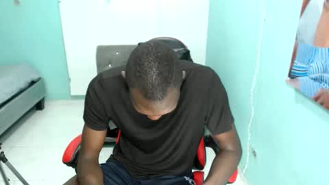 Snapshot of black30cmdick chatting on 16, 11, 2025 maquina online show from 16, 11, 2025