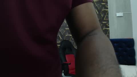 black_king_241 online show from 12, 11, 2025