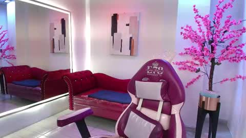 Rousse  online show from 25, 10, 2025