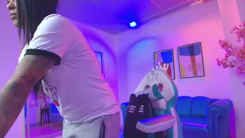 Rousse  online show from 21, 4, 2026