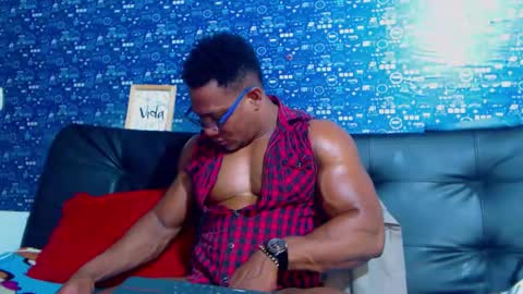 duglas online show from 24, 10, 2025