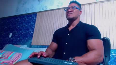 duglas online show from 28, 2, 2026