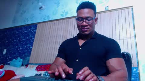 duglas online show from 8, 3, 2026