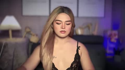 Snapshot of blackbarbiechantalxvx chatting on 1, 3, 2025 blackbarbiechantalxvx online show from 1, 3, 2025