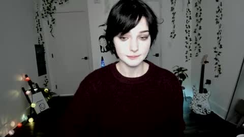 Ella online show from 15, 12, 2025