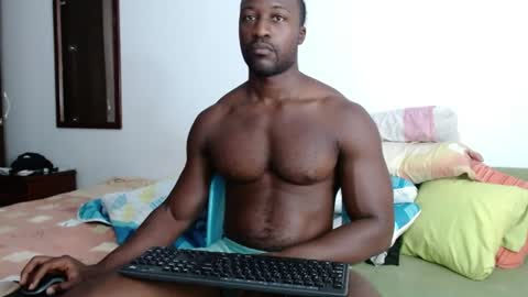 Snapshot of blacknikes chatting on 15, 7, 2026 Twtter 1MikeBeckford Onlyfns beckfordmike online show from 15, 7, 2026