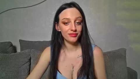 Snapshot of blacky_berry chatting on 8, 3, 2026 Ivy online show from 8, 3, 2026