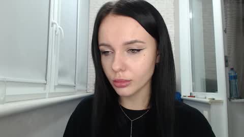 Snapshot of blairyatesah chatting on 4, 11, 2025 BlairYatesAh online show from 4, 11, 2025