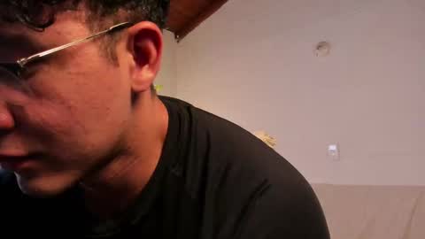 Snapshot of blake_levi chatting on 28, 2, 2025 Blake Levi Independent Model online show from 28, 2, 2025