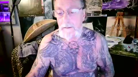 blindsurfer780299 online show from 4, 7, 2026