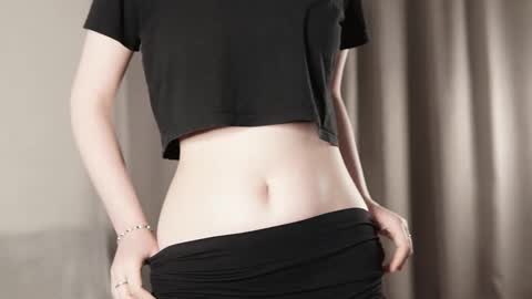 Mila online show from 12, 9, 2025