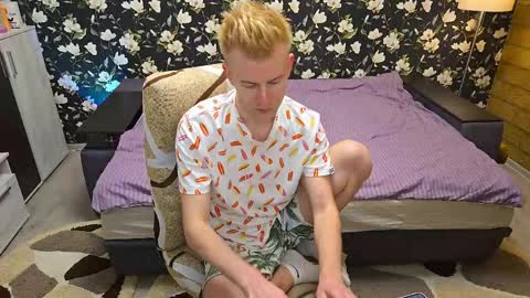 blond_boy69 online show from 15, 5, 2026