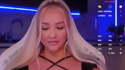 Lana online show from 19, 4, 2026