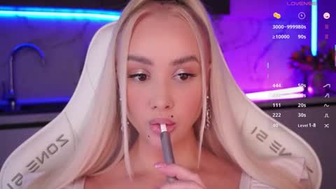 Lana online show from 24, 7, 2026