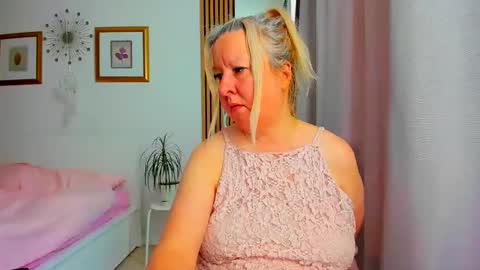 Nicole online show from 21, 3, 2026