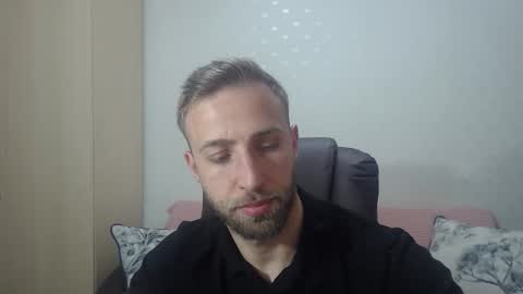 Mr Blond online show from 5, 4, 2026