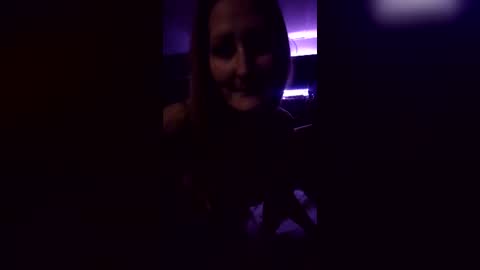 Snapshot of blondebaddie2026 chatting on 18, 6, 2026 blondebaddie2026 online show from 18, 6, 2026