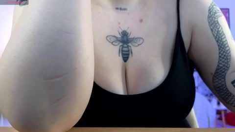 Mommy online show from 12, 4, 2026