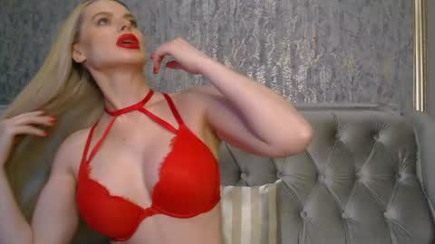 Snapshot of blondiestarxxx chatting on 29, 4, 2026 Helen online show from 29, 4, 2026