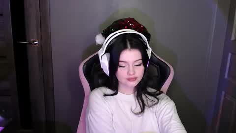 blondyyarisha online show from 8, 1, 2026