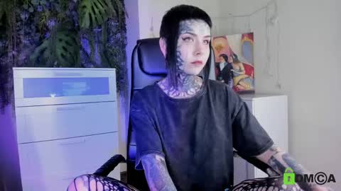Snapshot of blood__mary chatting on 4, 5, 2026 Mary online show from 4, 5, 2026