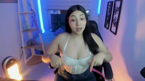 Snapshot of bloom_winxx chatting on 16, 2, 2026 bloom_winxx online show from 16, 2, 2026