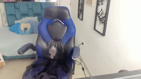 Snapshot of bloom_winxx chatting on 27, 2, 2026 bloom_winxx online show from 27, 2, 2026