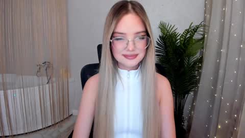 Sophia online show from 22, 1, 2025