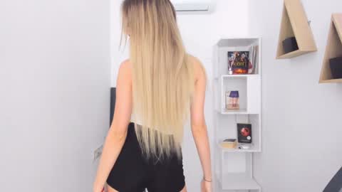 Sophia online show from 25, 1, 2025