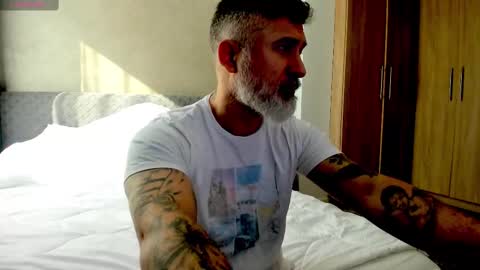 Nico online show from 24, 2, 2025